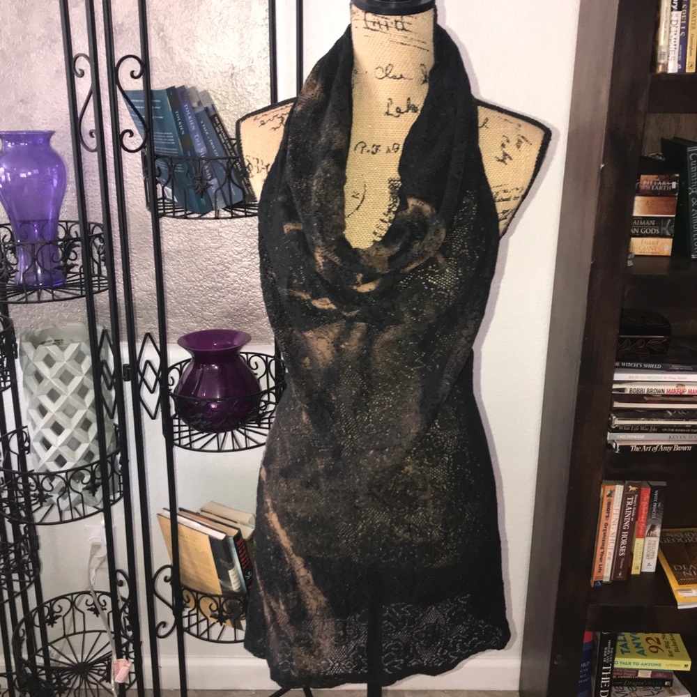 Spineret alternative lace dress.